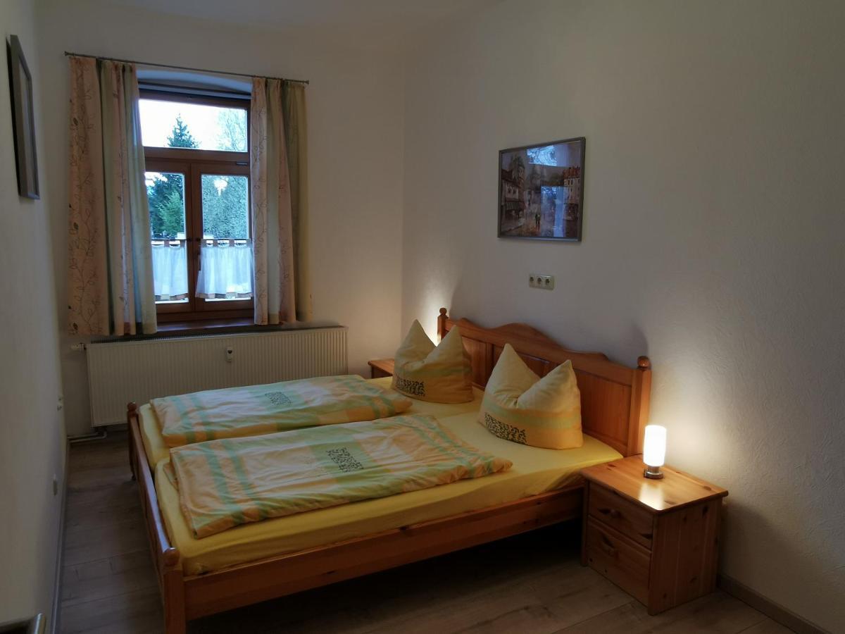 Ferienwohnung "Zur Kleinbahn" Zittau Buitenkant foto